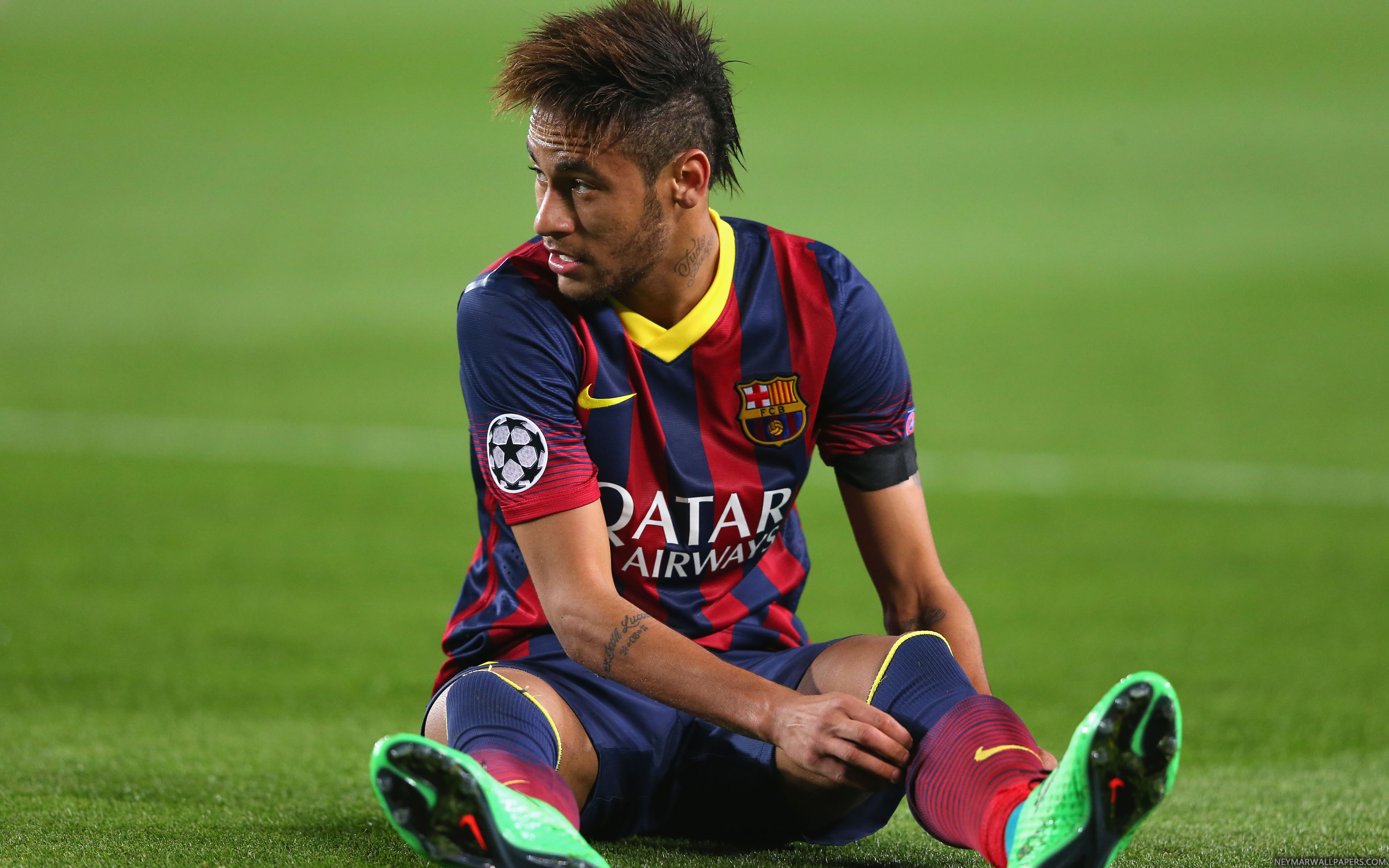 Какой сейчас неймар. Neymar Jr. Неймар 2014 Барселона. Неймар Джуниор футболист. Неймар футболист Барселона.