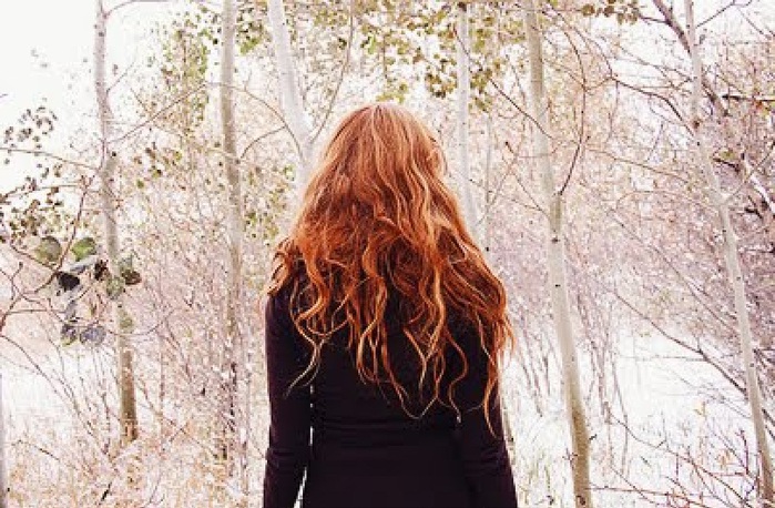 Фото девушек с рыжими волосами со спины   подборка картинок (22)