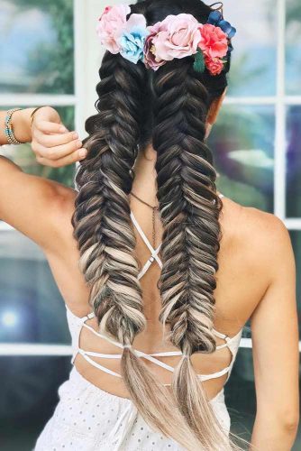 Popular Styles: Big Side Braid, Double Fishtail, And Full Crown Flowers #braids #longhair
