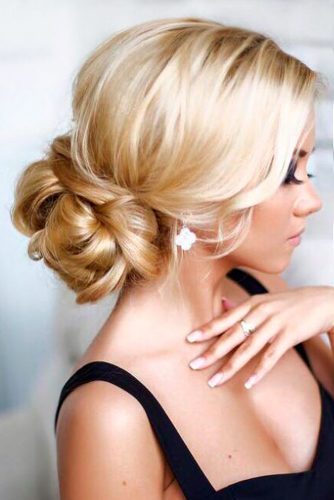 Updos for Sophisticated Lady picture 1